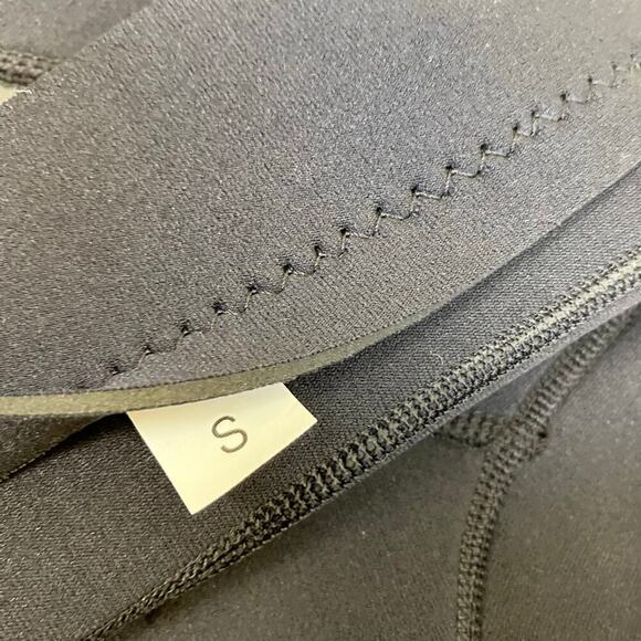 Gladiator Pro Mens Sz S Full Wetsuit 3/2 mm Black Grey Back Zip Closure NWT - Picture 10 of 16